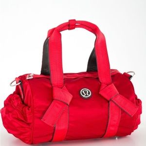 Lululemon DTB Mini Duffel Bag Currant Red